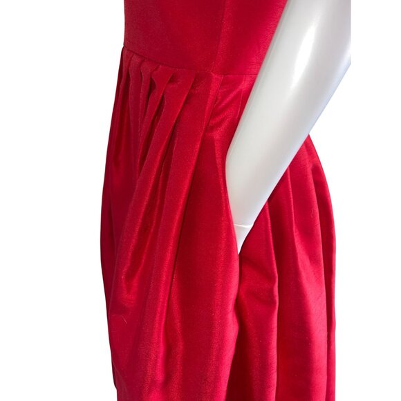 Retrospec’d Clothing Red Fit & Flare Dress V-Neck Back Pleated Skirt Size 4 - Picture 3 of 9